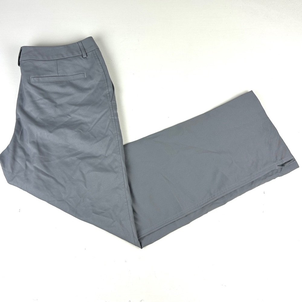 Under Armour Golf Pants Match Play Sz 34 X 32 Mens Gray Flat Front Stretch
